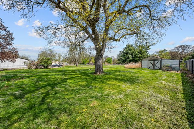 4255 NW 6th Drive, Des Moines, IA 50313