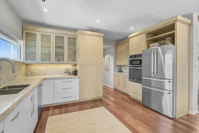 627 OWL WAY, Sarasota, FL 34236