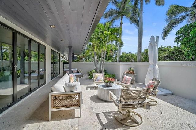 627 OWL WAY, Sarasota, FL 34236