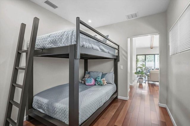 627 OWL WAY, Sarasota, FL 34236