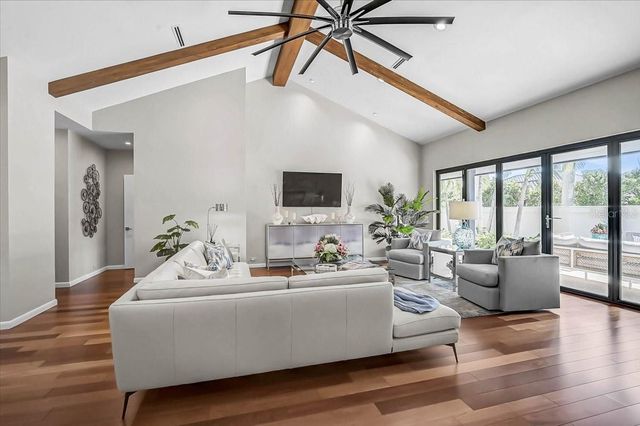 627 OWL WAY, Sarasota, FL 34236