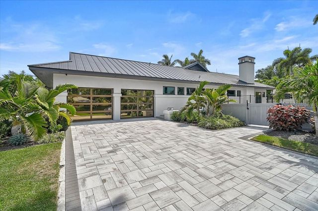 627 OWL WAY, Sarasota, FL 34236