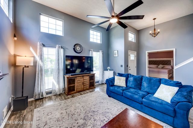 5120 Silverton Ln, Louisville, KY 40241