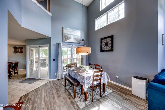 5120 Silverton Ln, Louisville, KY 40241