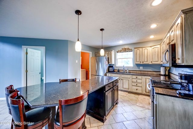 5120 Silverton Ln, Louisville, KY 40241