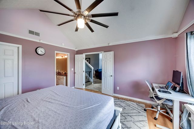 5120 Silverton Ln, Louisville, KY 40241