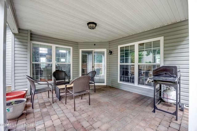 5120 Silverton Ln, Louisville, KY 40241