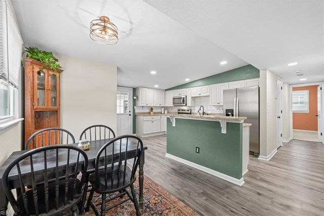 2919 Scotia DR, Chesapeake, VA 23325