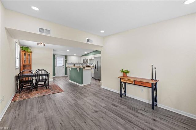 2919 Scotia DR, Chesapeake, VA 23325