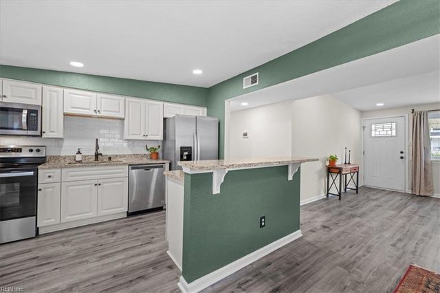 2919 Scotia DR, Chesapeake, VA 23325