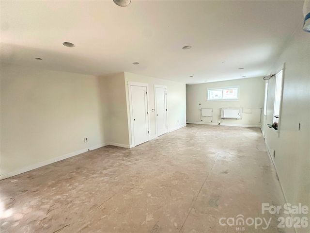 13 Fireside Drive, Asheville, NC 28806