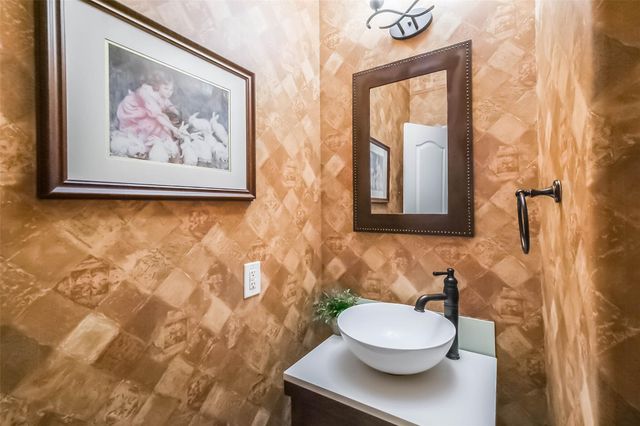 4122 Harbour Cove Circle, Missouri City, TX 77459