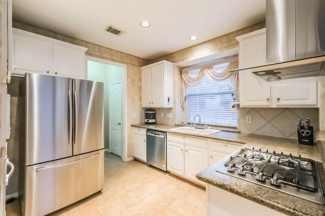 4122 Harbour Cove Circle, Missouri City, TX 77459