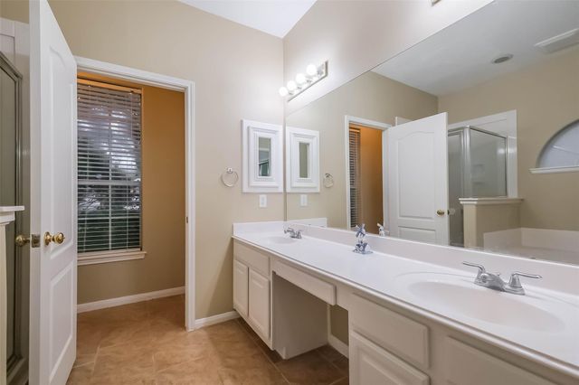 4122 Harbour Cove Circle, Missouri City, TX 77459