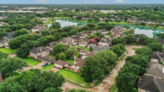 4122 Harbour Cove Circle, Missouri City, TX 77459