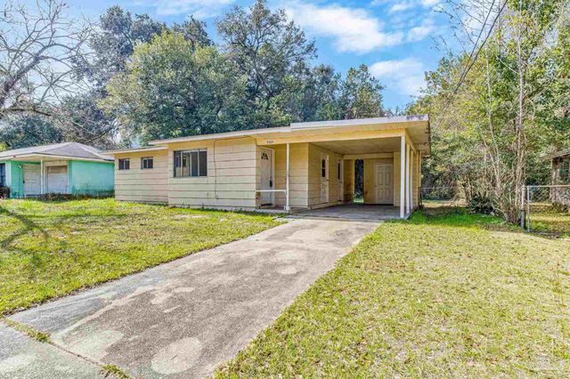 4509 Versailles Dr, Pensacola, FL 32505