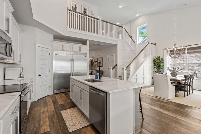 283 Griffin Ln, Gallatin, TN 37066