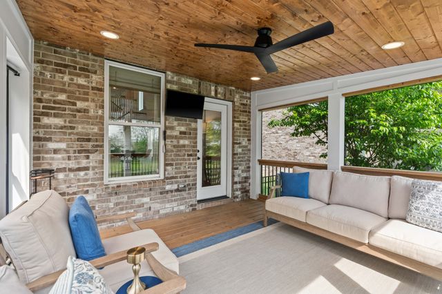 283 Griffin Ln, Gallatin, TN 37066