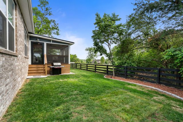 283 Griffin Ln, Gallatin, TN 37066
