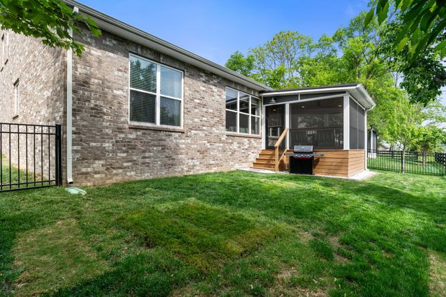 283 Griffin Ln, Gallatin, TN 37066