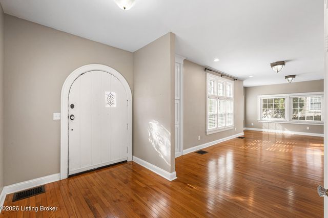 2115 Trevilian Way, Louisville, KY 40205