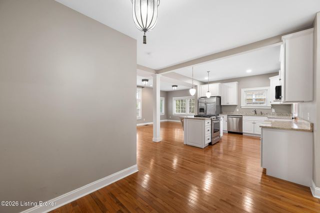 2115 Trevilian Way, Louisville, KY 40205