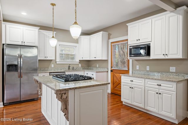 2115 Trevilian Way, Louisville, KY 40205