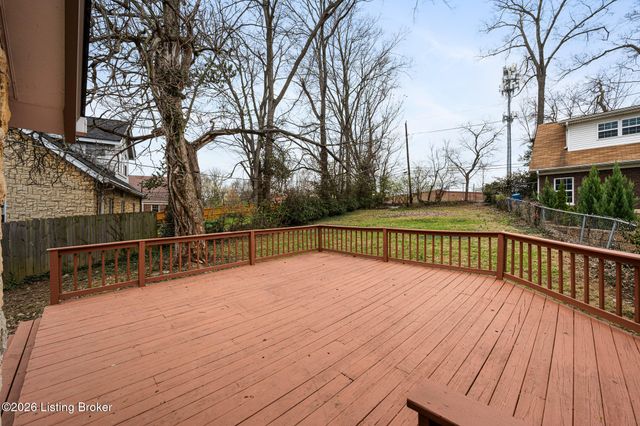 2115 Trevilian Way, Louisville, KY 40205