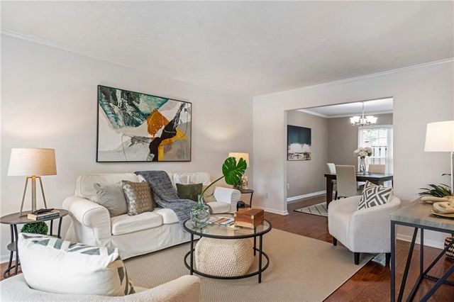 10 Market Square Place NW, Atlanta, GA 30318