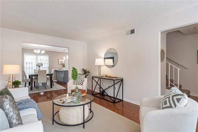 10 Market Square Place NW, Atlanta, GA 30318