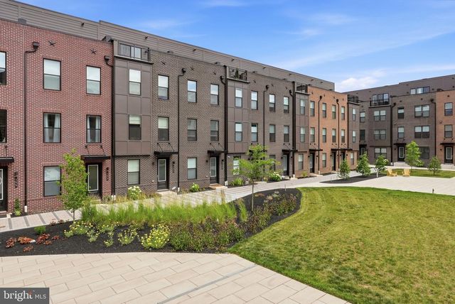 153 LOCKE ST, Baltimore, MD 21230