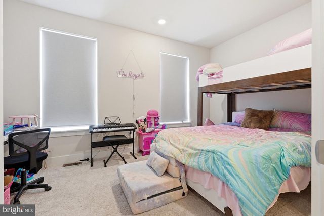 153 LOCKE ST, Baltimore, MD 21230