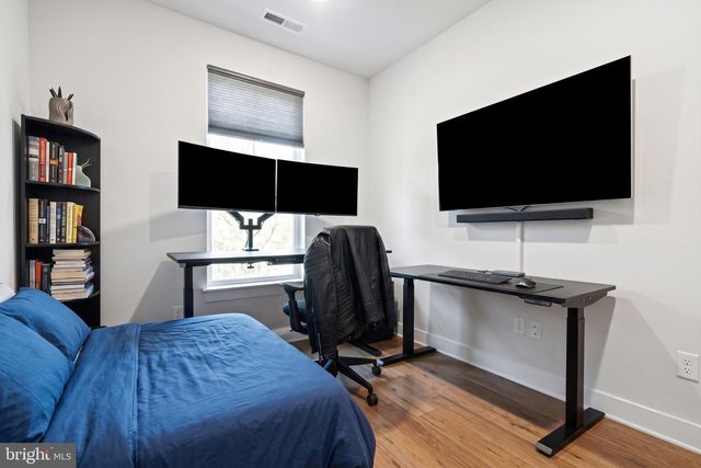 153 LOCKE ST, Baltimore, MD 21230