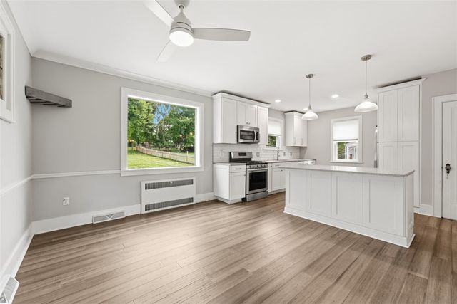 212 Morewood Rd, Shaler, PA 15116