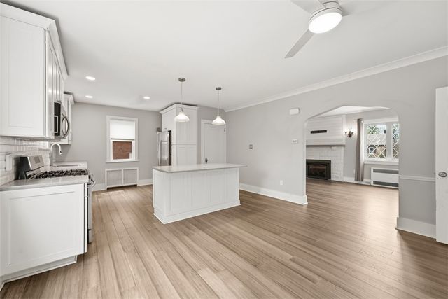 212 Morewood Rd, Shaler, PA 15116