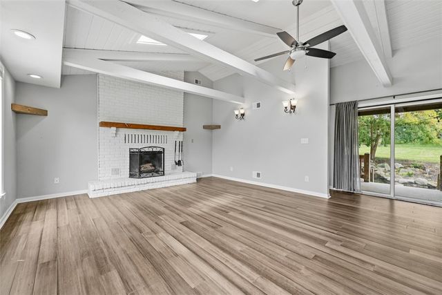 212 Morewood Rd, Shaler, PA 15116