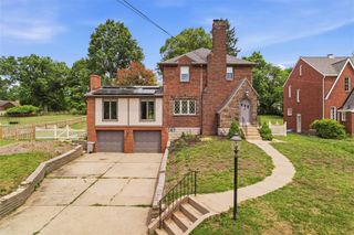 212 Morewood Rd, Shaler, PA 15116