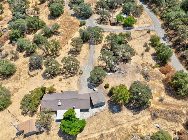 37876 Road 600, Raymond, CA 93653