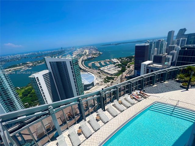 851 NE 1st Ave 202, Miami, FL 33132