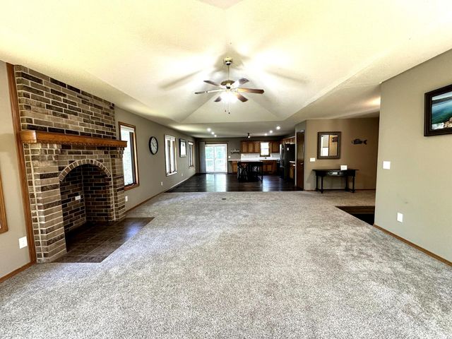 110 Oak Drive, Kimberling City, MO 65686