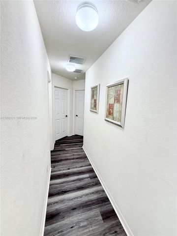 143 Windsor Pl, Davenport, FL 33896