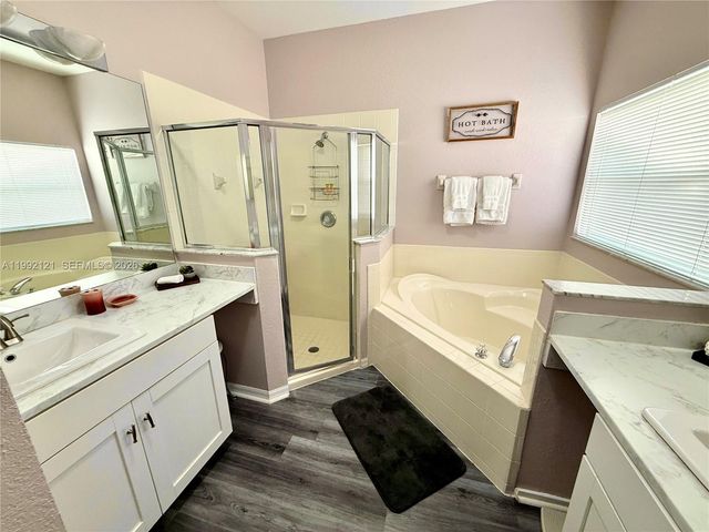 143 Windsor Pl, Davenport, FL 33896