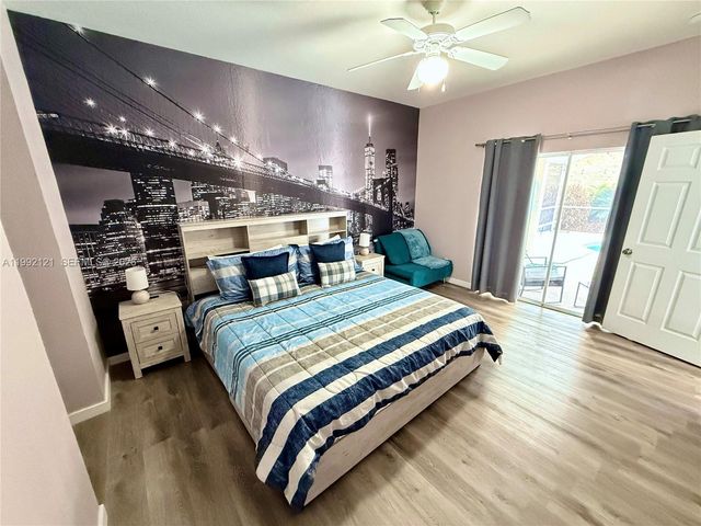 143 Windsor Pl, Davenport, FL 33896