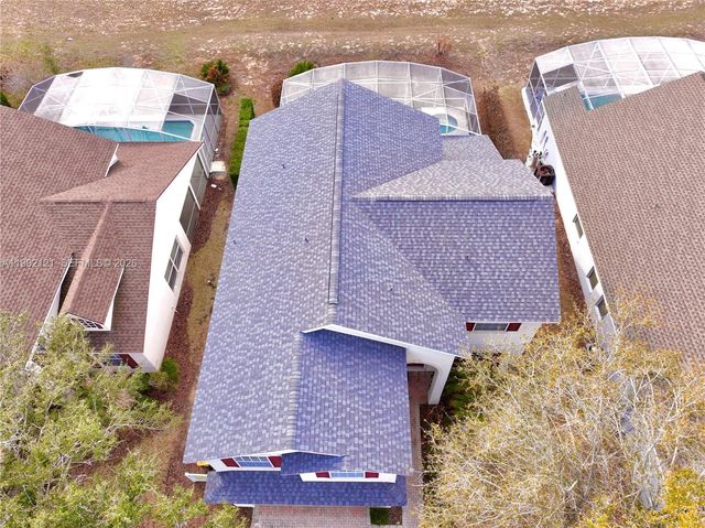 143 Windsor Pl, Davenport, FL 33896