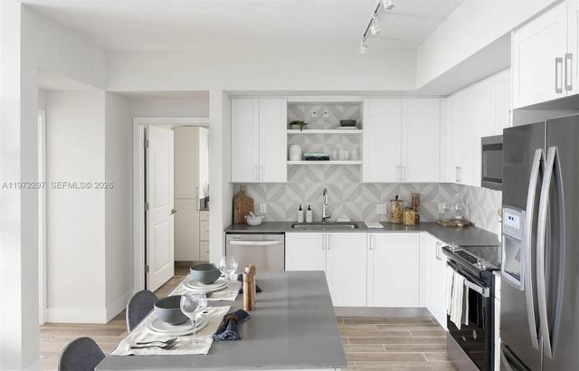 5225 NW 85TH AVENUE 2-1005, Doral, FL 33160