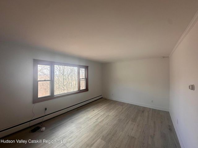 6140 Ny-9g 2, Hudson, NY 12534