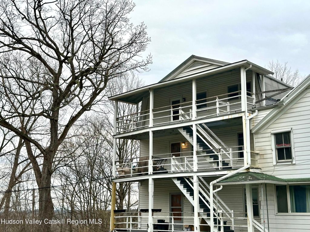 6140 Ny-9g 2, Hudson, NY 12534