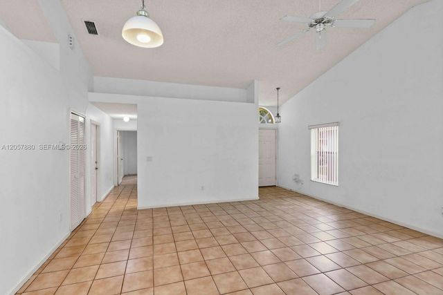 467 SE 20th Drive, Homestead, FL 33033