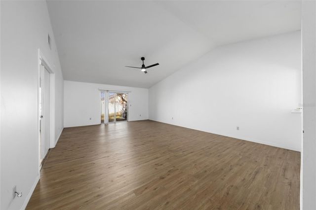 126 DAHLIA VILLAGE CIRCLE 82, Orlando, FL 32807