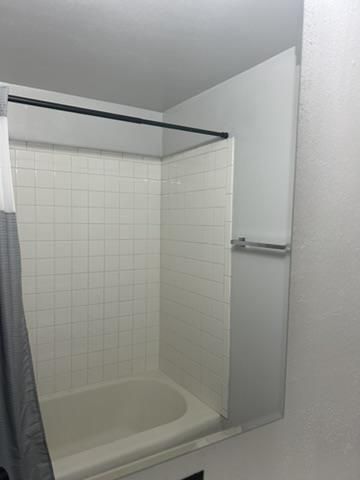 533 OAK Street, Madison, WI 53704